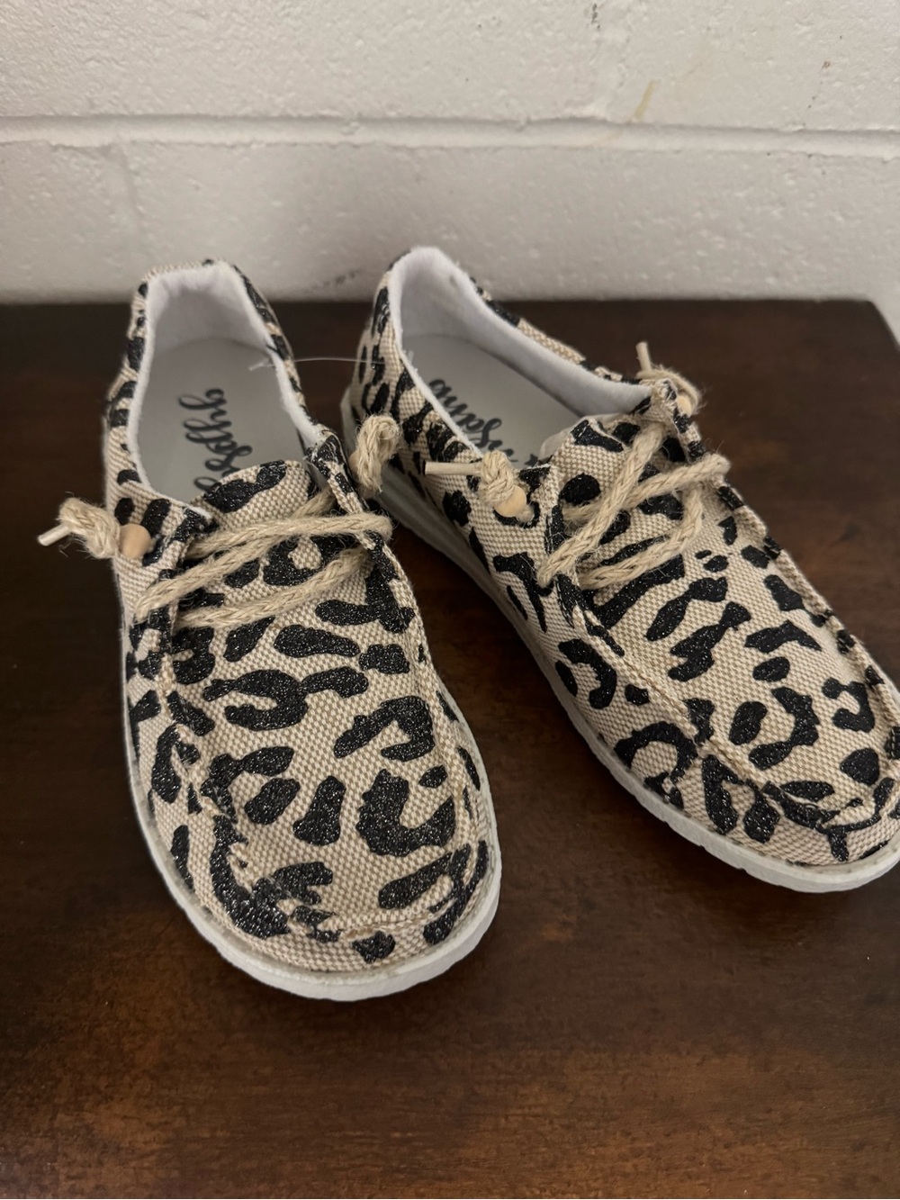 Women’s Leopard Print Canvas Casual Shoes - Beige/Black